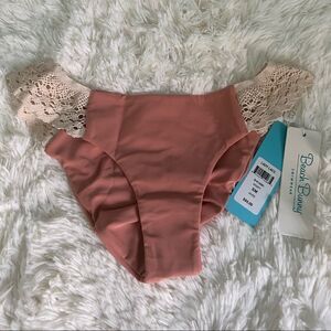 Skimpy bottoms!! 